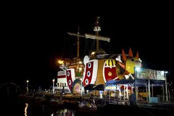 One Piece "Thousand Sunny" Cruise