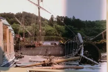 <p>Una foto del museo detalla el gran da&ntilde;o ocasionado por el tsunami al barco. Despu&eacute;s de dos a&ntilde;os de restauraci&oacute;n el barco est&aacute; abierto al p&uacute;blico de nuevo.</p>