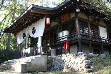 Shirane Shrine