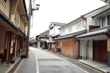 <p>Kishiwada Castle is surrounded by old streets filled with merchant houses and makes a great day trip from Osaka or Kansai Airport</p>