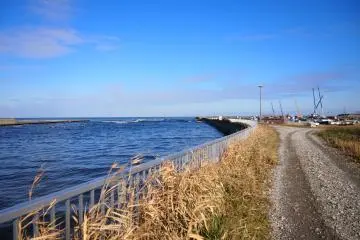 The sea is a few minutes walk from the hotel. The coast of Shiretoko Shari is mostly used for commercial fishing though.