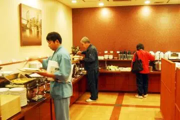 <p>Breakfast time</p>