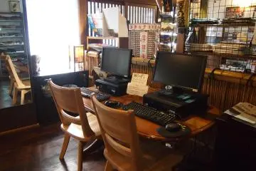 Gallery image