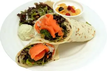 Magatama Cafe and Bar has a simple yet delicious home style menu, with a fusion of Japanese and International cuisine (Photo: Magatama Cafe)