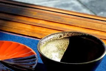 Kyoto Nijo-jo’s Waraku-an Teahouse