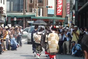 가장 유명한 찻집인 기온 근처에서