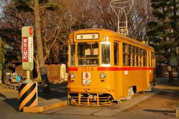 <p>Toden Arakawa Line train (beginning of Showa Era)</p>