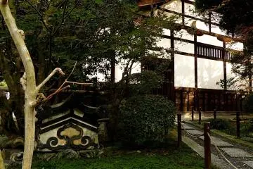 ทางเข้าวัดเรียวงิน-อัน