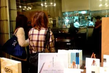 The cafe comes with its own gift shop with an immaculate selection befitting its book theme