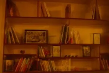 books to accompany with customers