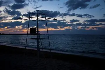 <p>The sunsets at the hotel beach are spectacular.</p>