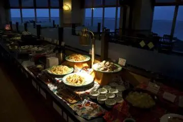 <p>Dinner buffet at the&nbsp;"Shichifuku" Japanese restaurant</p>