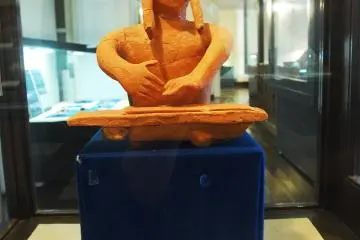 <p>Human figure&nbsp;of Haniwa</p>