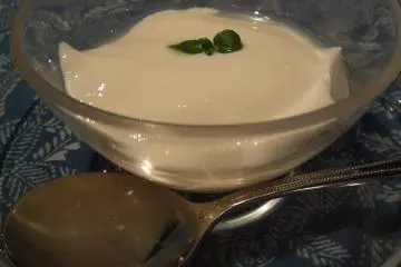 For desert, I chose almond jelly. It is also simple but really nice.