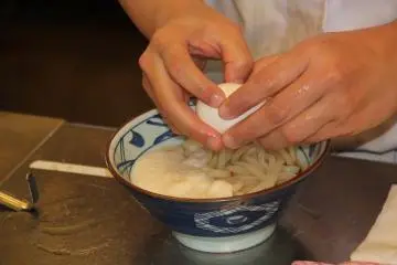 <p>Kamatama and Mentai Kamatama&nbsp;Udon dishes get topped with a raw egg</p>