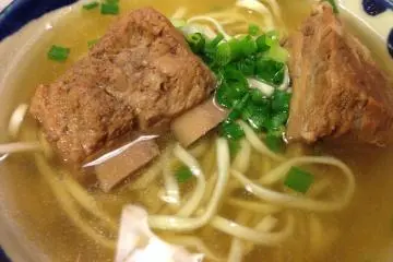 <p>Spare Rib Okinawa Soba shown here in the large size</p>