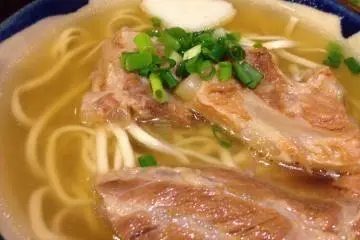 <p>Soft Soki&nbsp;Okinawa Soba with pork so tender the bone can be eaten</p>