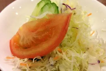 <p>Side salad</p>
