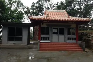 <p>A shrine used in Hedo Village for important ceremonies</p>