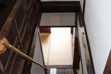 <p>The stairwell connecting the first and second floor</p>