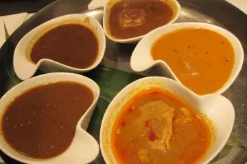A set of curries from all five famous curry shops 