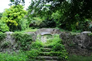 <p>The tomb of the Ginowan prince and his family</p>