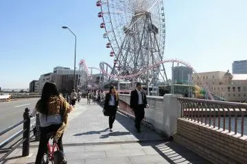 <p>อย่าลืมขึ้น cosmo world นะคะ คนละ 700 เยน</p>