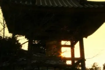 혼코쿠지의 우아한 종탑