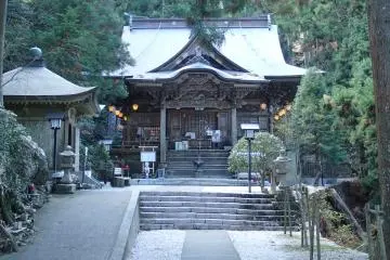 <p>โบสถ์</p>