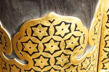 <p>Column decoration</p>