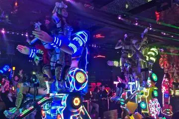 <p>Robots and more.&nbsp;Girl Power!</p>