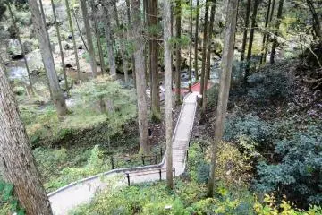 <p>A new path has recently been completed to the base of the falls</p>