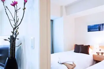 Living Room (Photo: <a href="http://www.tripadvisor.com/LocationPhotos-g298566-d1833741-" target="_blank" rel="noreferrer noopener nofollow">Fraser Residences</a>)