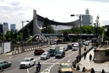 <p>6. A view of Tokyo Gym from the overpass</p>