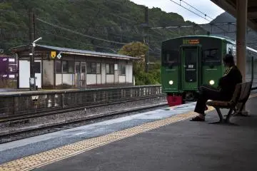 A train is approaching Arita station. Not my train yet.