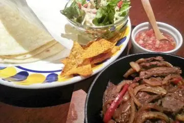 <p>สเต็กfajitas</p>