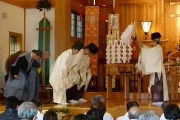 Setsubun Purification Ceremony at Gokoku-jinja