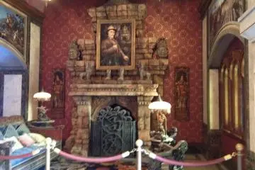 Gallery image