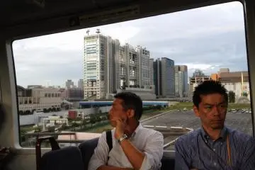 <p>ด้านหลังตึก Fuji Television</p>