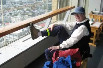<p>When my mother visited from Canada,&nbsp;in 2008, we cycled to Ken-cho. The building had just been opened shortly before that. Here she is admiring the view, and taking a rest</p>