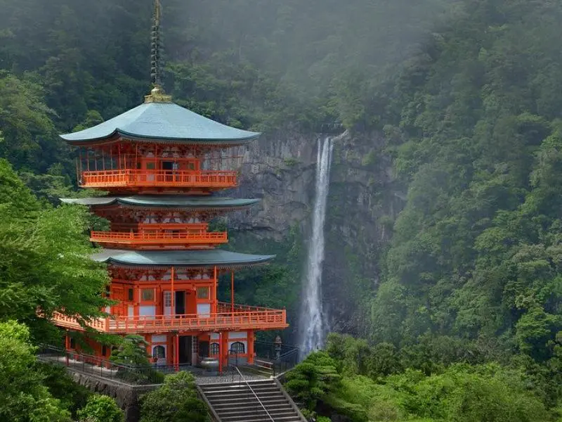 Kumano Nachi Taisha - Wakayama Atracciones - Japan Travel