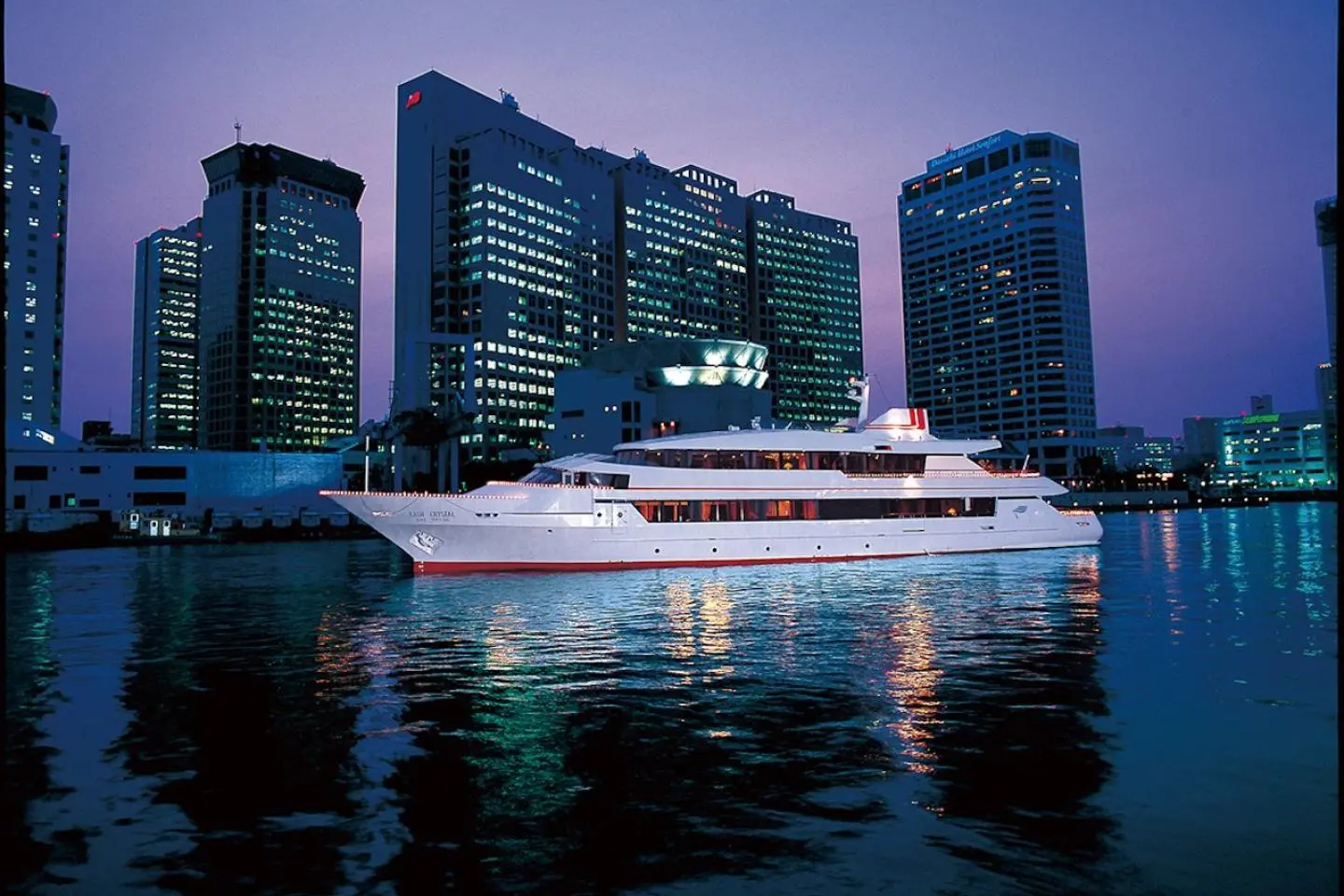 The Cruise Club Tokyo - main photo