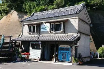 Revival Cafe